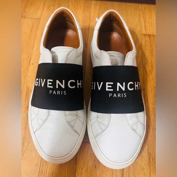 GIVENCHY Urban Street Knot Leather Sneakers - Picture 1 of 5